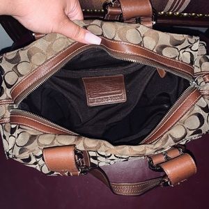 - ❤️Mia Signature Coach ZIP Satchel handbag …